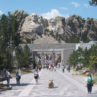 Armadillo_Mount Rushmore Monument_Parody